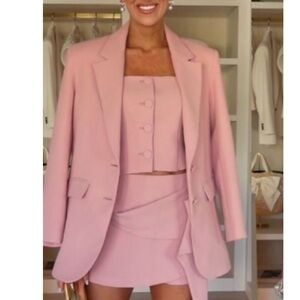 NWOT Zara Blogger Fave Button Down Crop Top in Light Pink Size XS